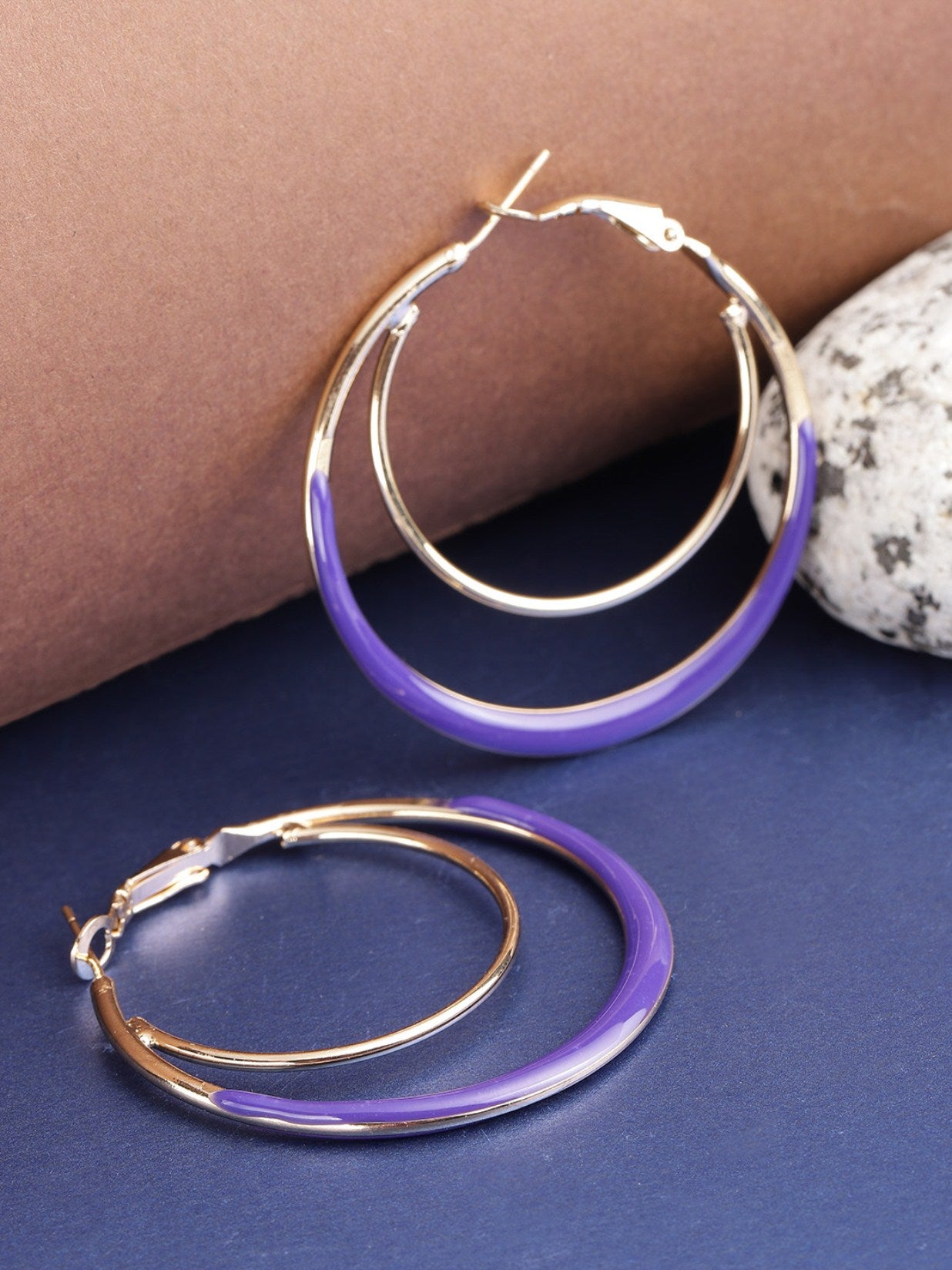 Quality Gold 10k Fancy Small Hoop Earrings 10ER116 - Gilbert Jewelers